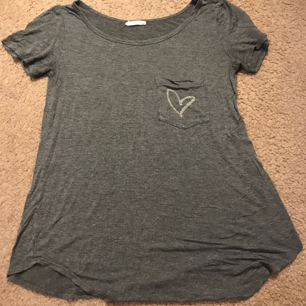 graphic tee